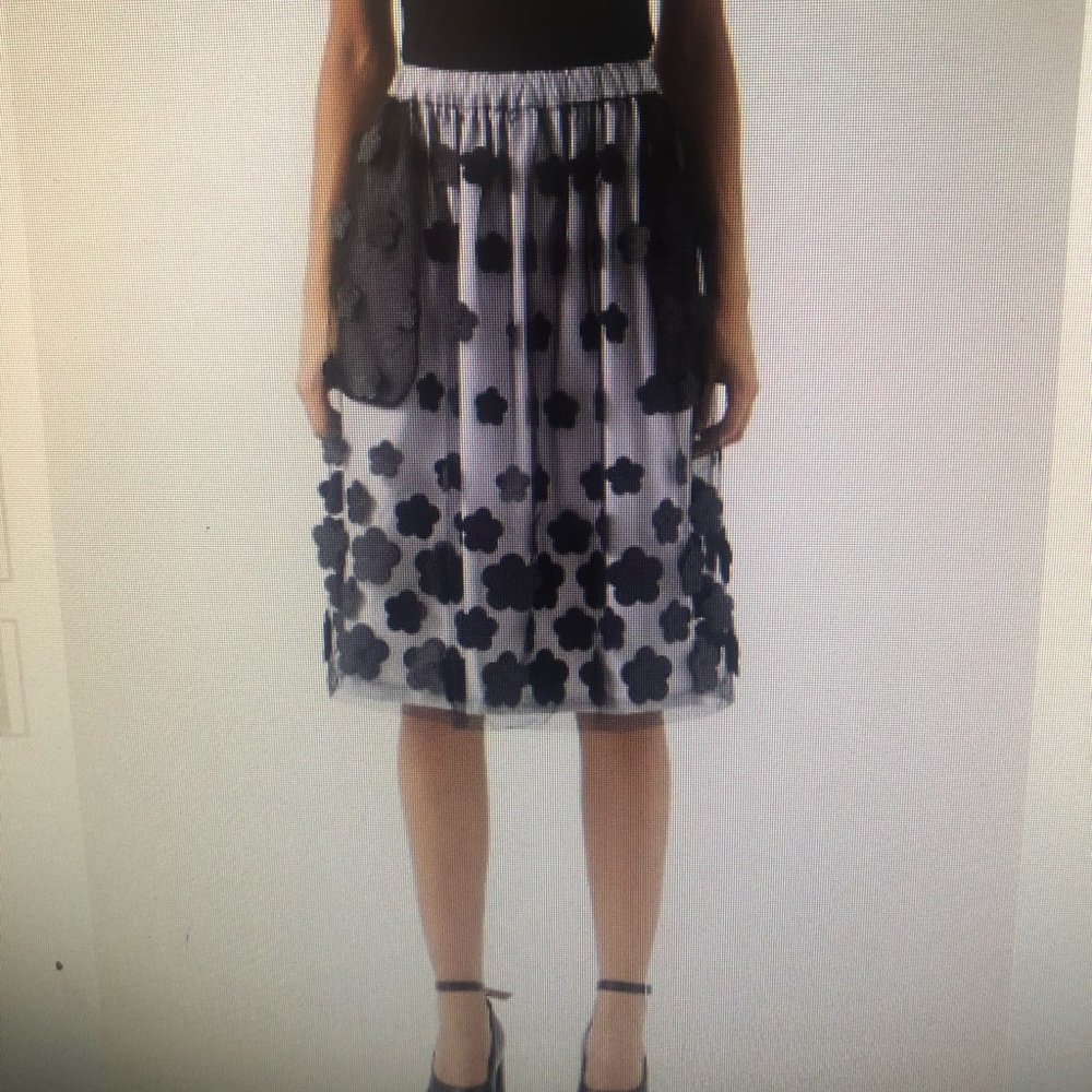 Comme does Garçons Women’s Black Floral Tulle MIdi Skirt